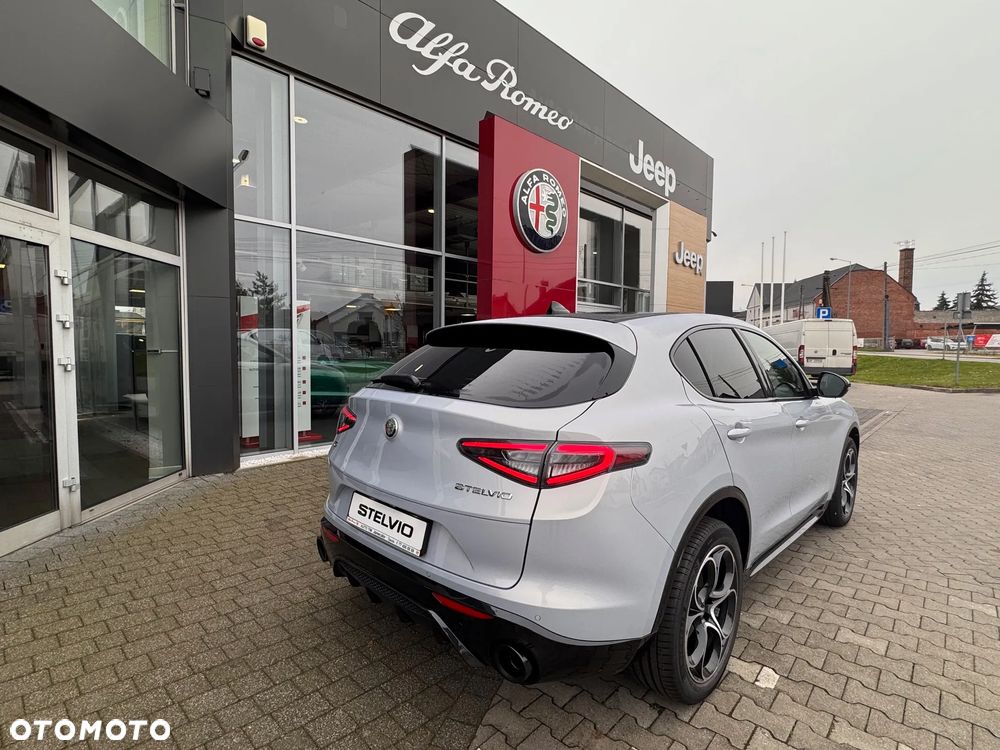 Alfa Romeo Stelvio 2.0 Turbo Veloce Q4 - 3