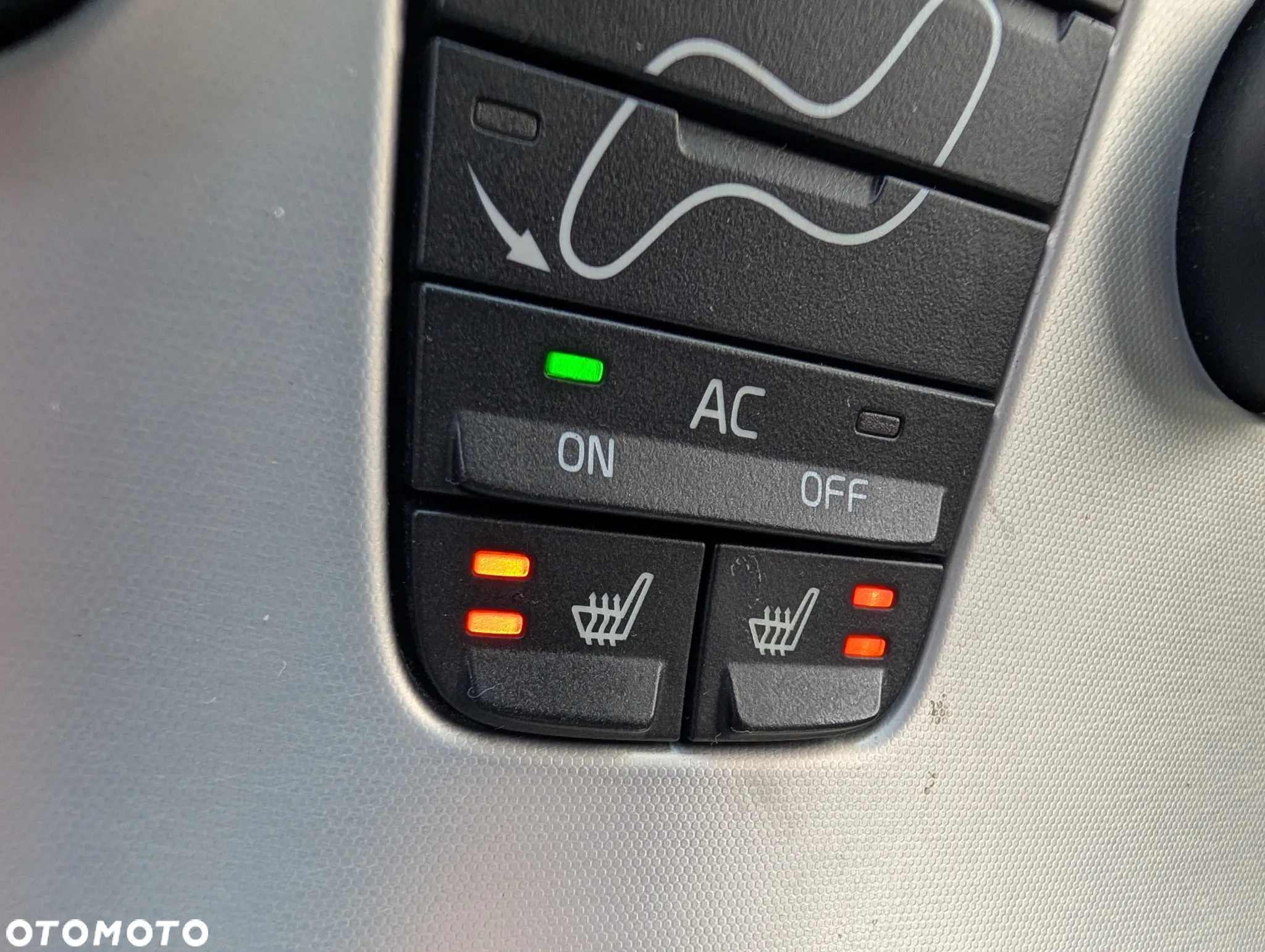 Volvo V50 DPF D4 Geartronic Summum - 26