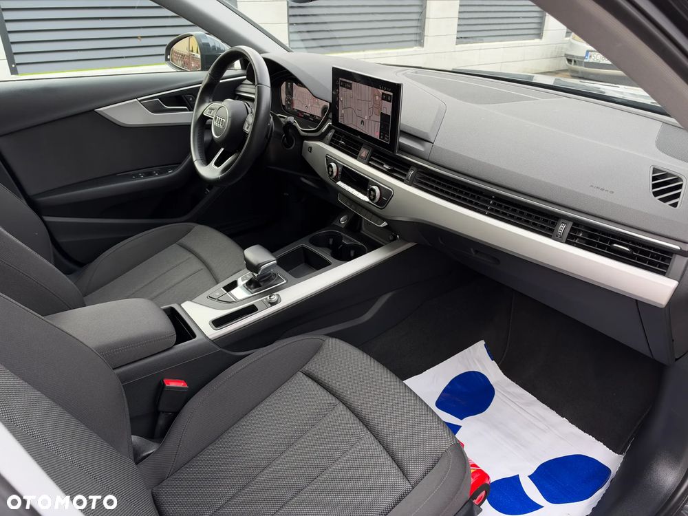 Audi A4 Avant 35 TFSI mHEV S tronic - 12