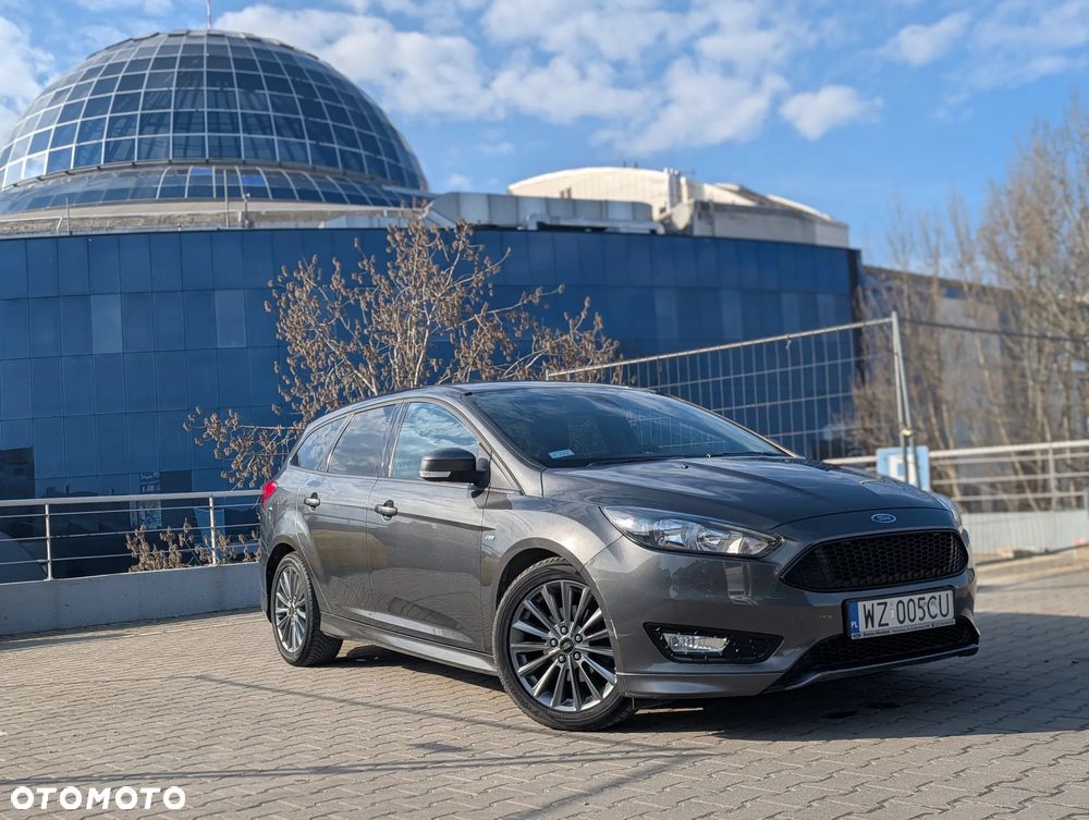 Ford Focus 1.5 TDCi Trend PowerShift - 3