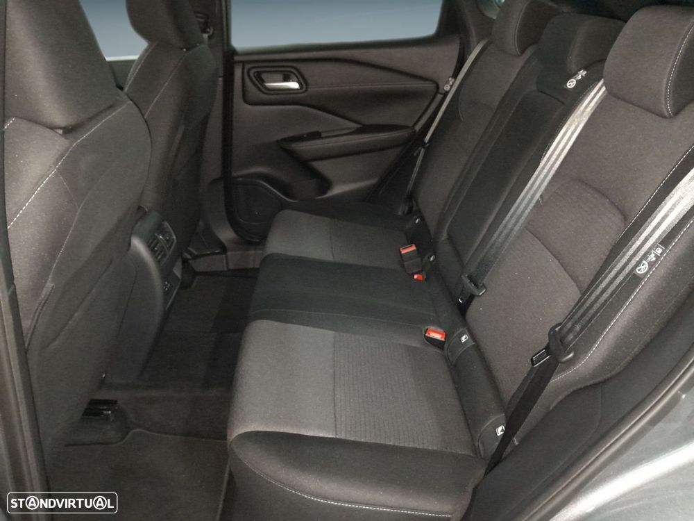 Nissan Qashqai 1.3 DIG-T N-Connecta LED — fotografia 14