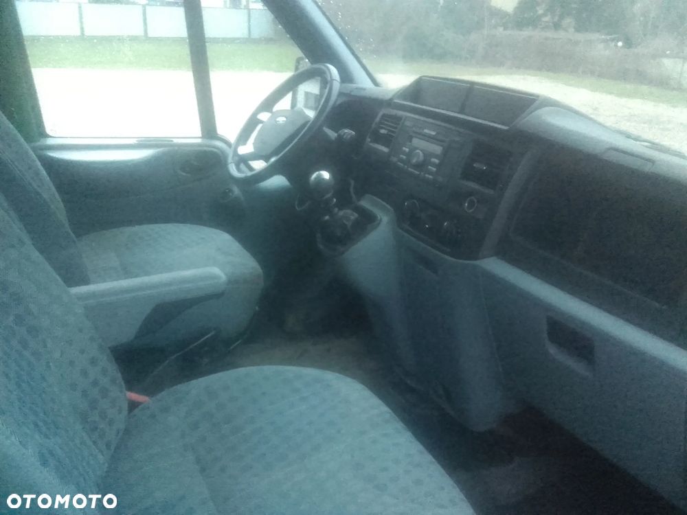 Ford Transit - 14