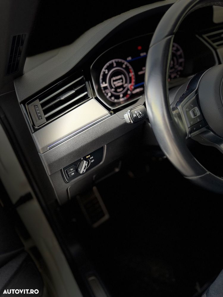 Volkswagen ARTEON 2.0 TDI SCR 4Motion DSG R-Line - 33