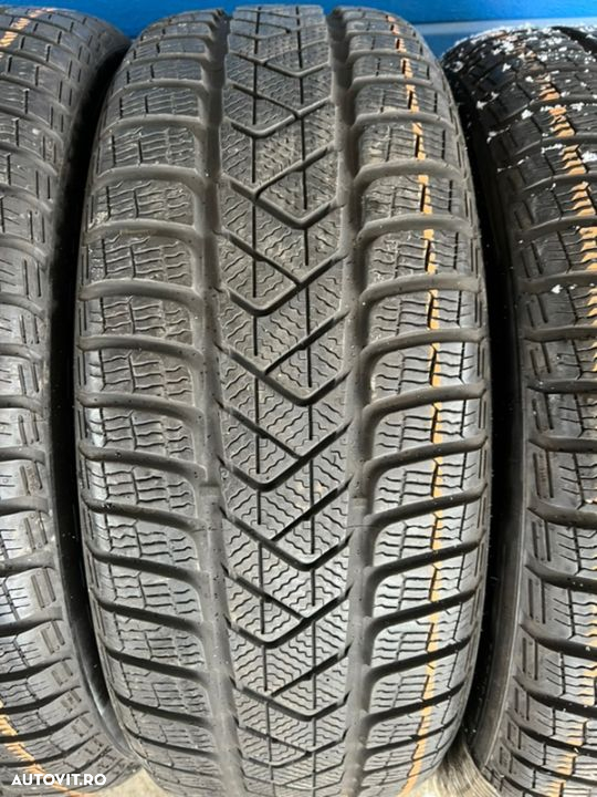 vând 4 anvelope 225/55/18 Pirelli de iarnă ca noi - 2