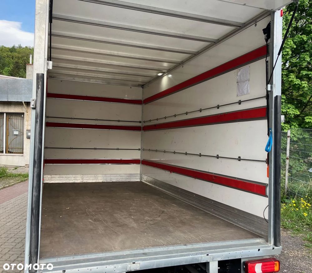 Iveco Daily 3.0 35C16 winda kontener - 16