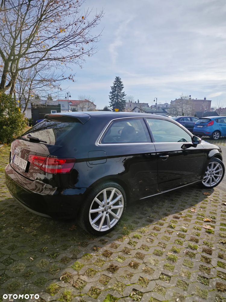 Audi A3 3-drzwiowe 1.4 TFSI S line Sportpaket - 4