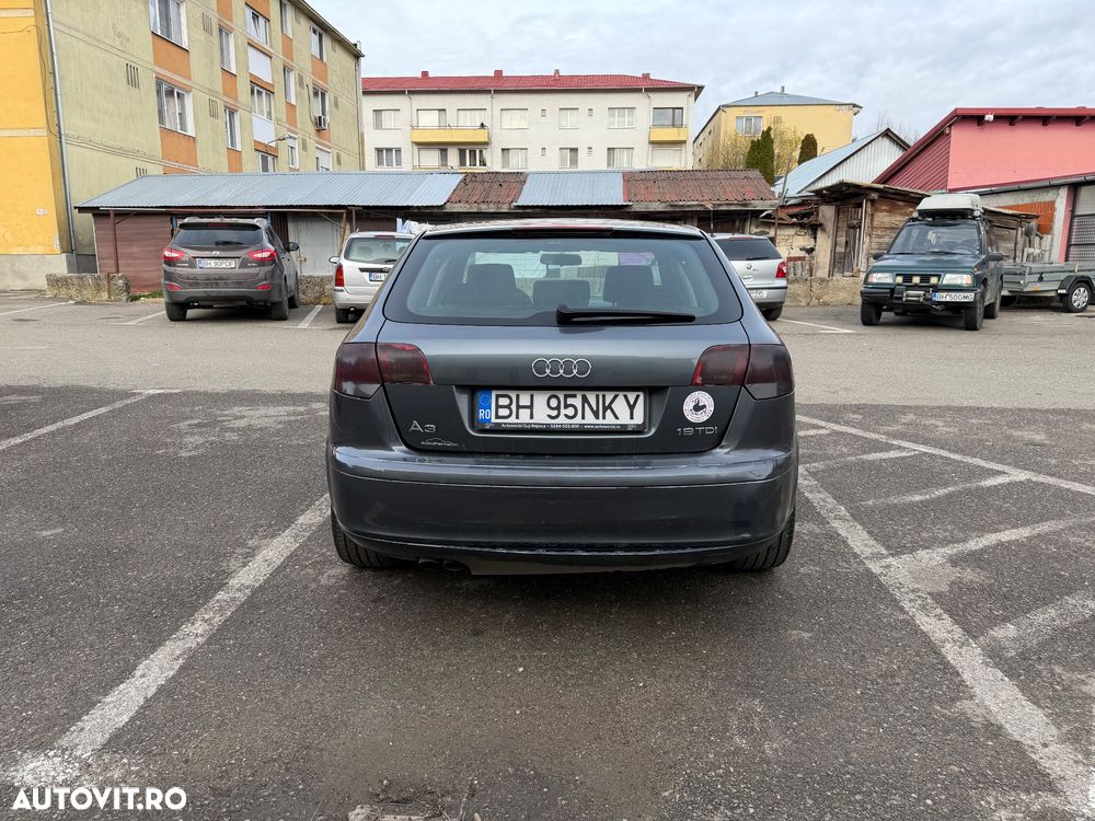Audi A3 Sportback 1.9 TDI DPF Ambiente - 6