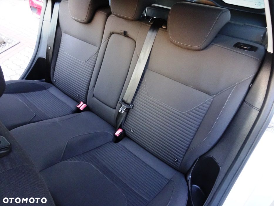 Ford Focus SW 1.0 EcoBoost Platinium X ASS - 17