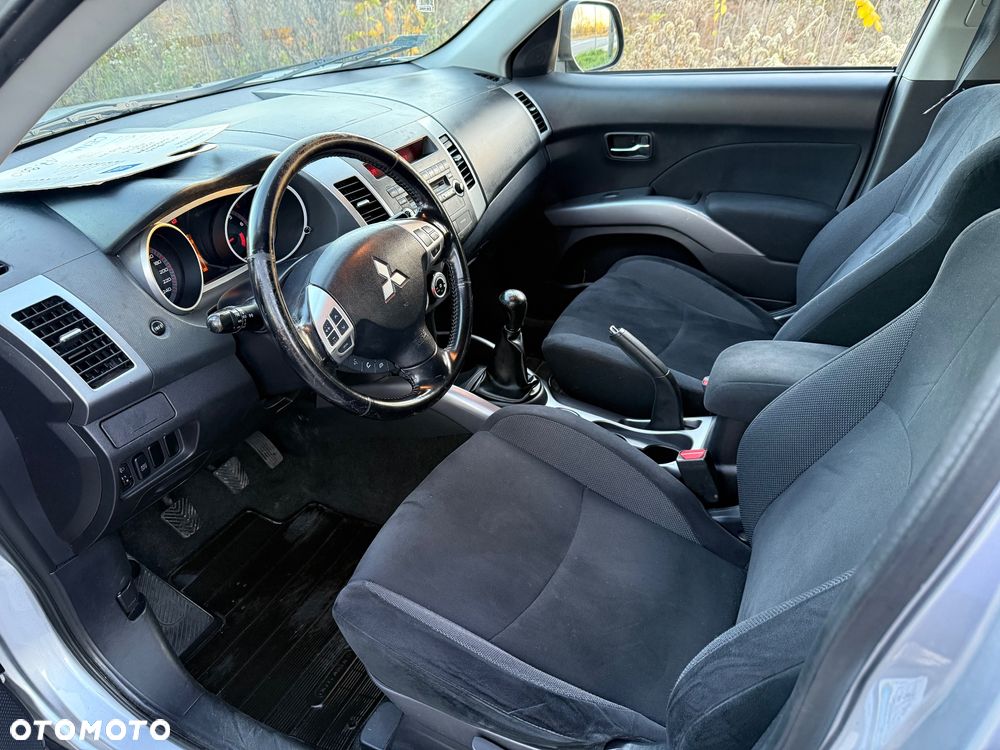 Mitsubishi Outlander 2.4 2WD - 13