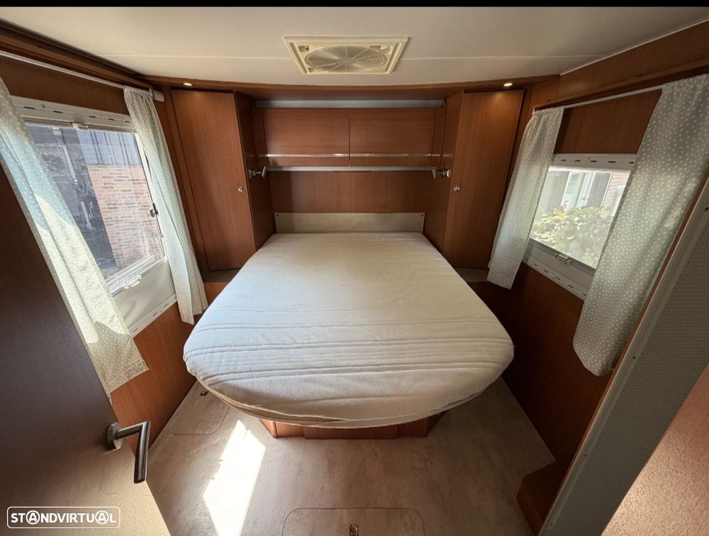 Chausson Welcome I 778 Cama central + Basculante + frigorífico 190L - 13