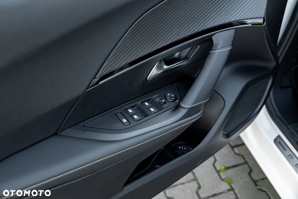 Peugeot 2008 1.2 PureTech GT S&S - 20