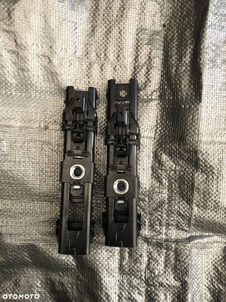 SKODA OCTAVIA III GOLF VII REGULACJA PASA 8V0857819A - 1