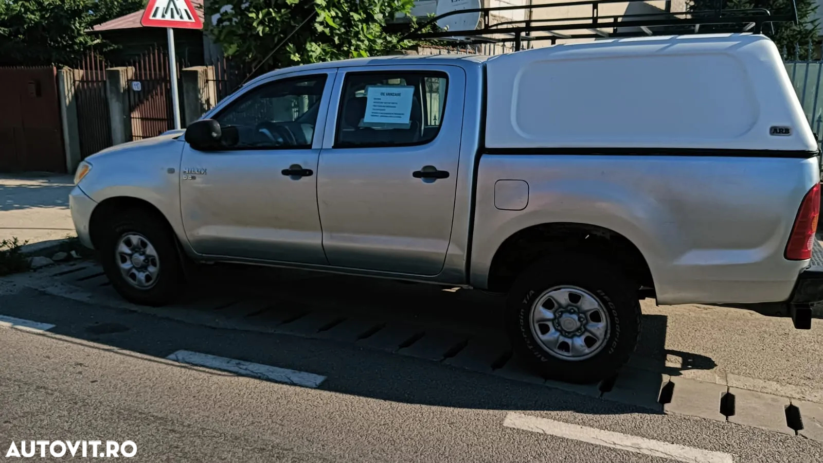 Toyota Hilux 4x4 Double Cab - 2