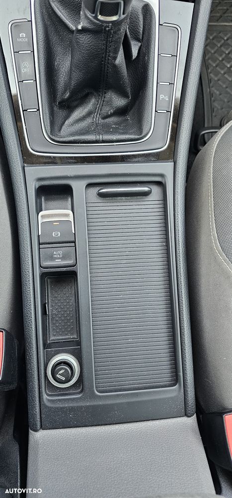 Volkswagen Golf 2.0 TDI BMT Highline - 26