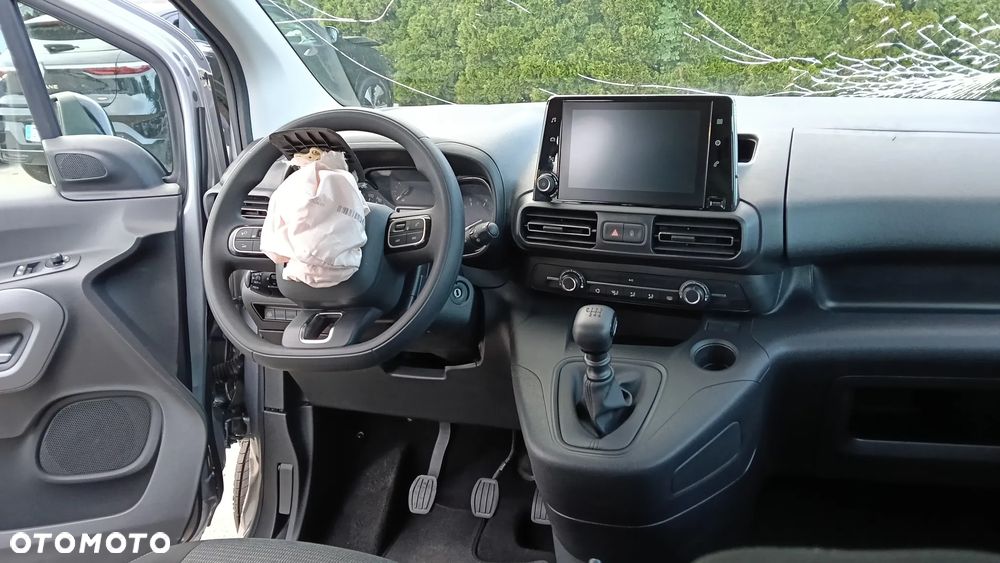 Toyota Proace City - 27