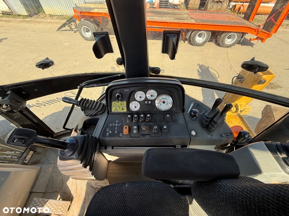 Caterpillar 432E - 11