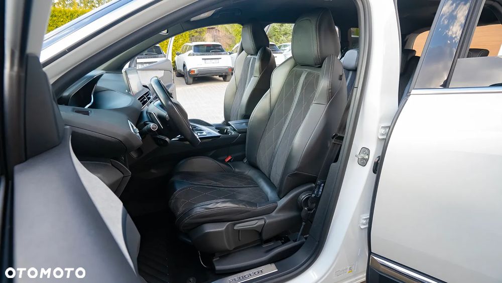 Peugeot 5008 - 23