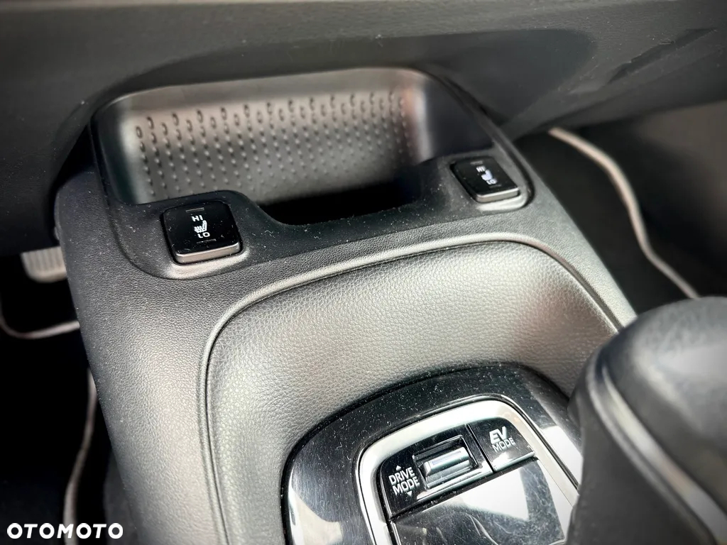 Toyota Corolla 1.8 Hybrid Comfort - 34