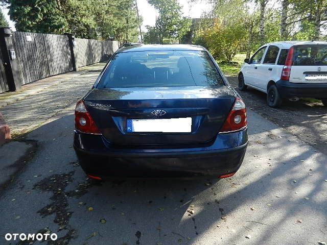 Ford Mondeo 1.8 Trend X - 12
