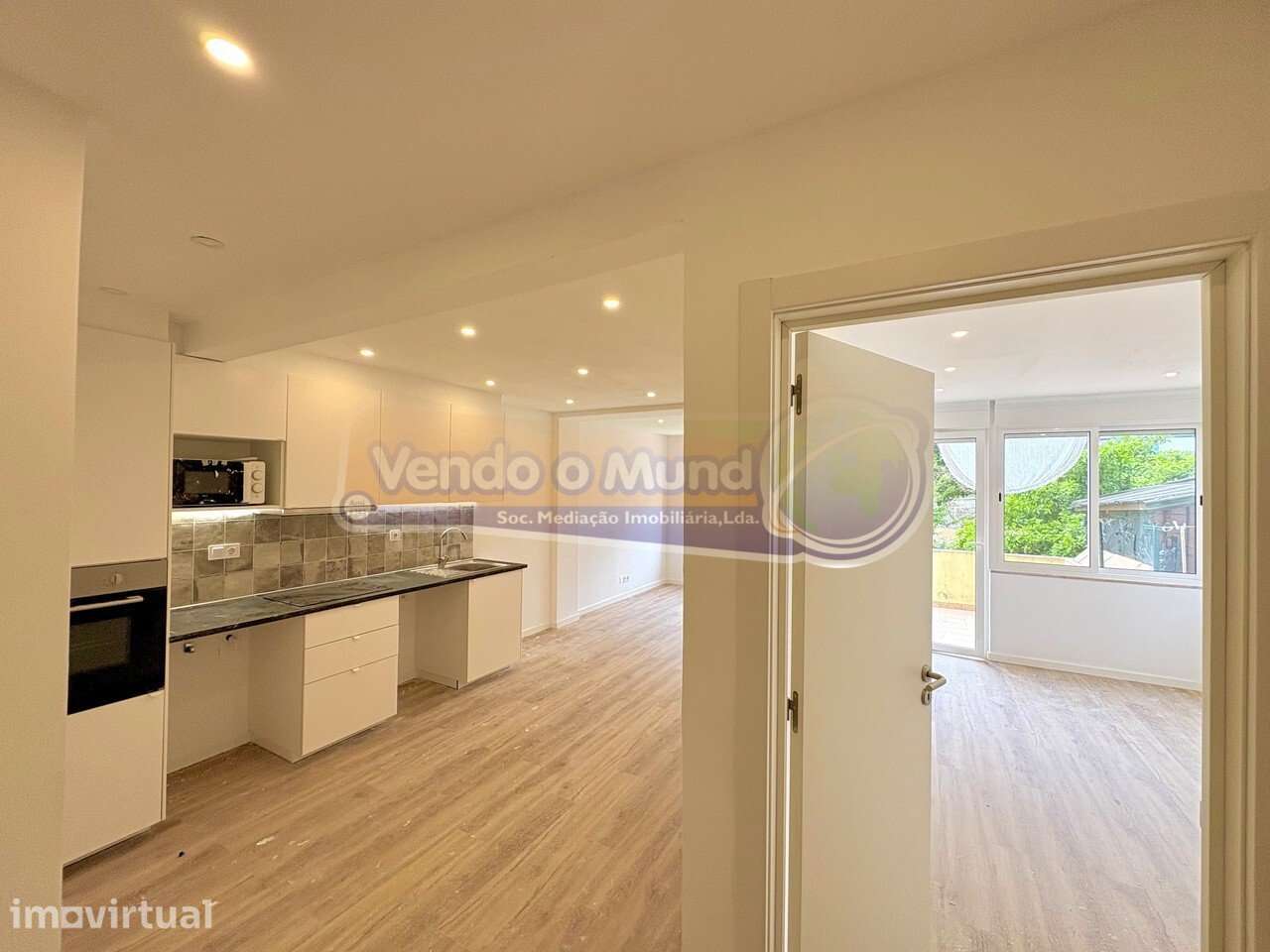 Apartamento T2 no Forte da Casa (FTC022) - Grande imagem: 3/17