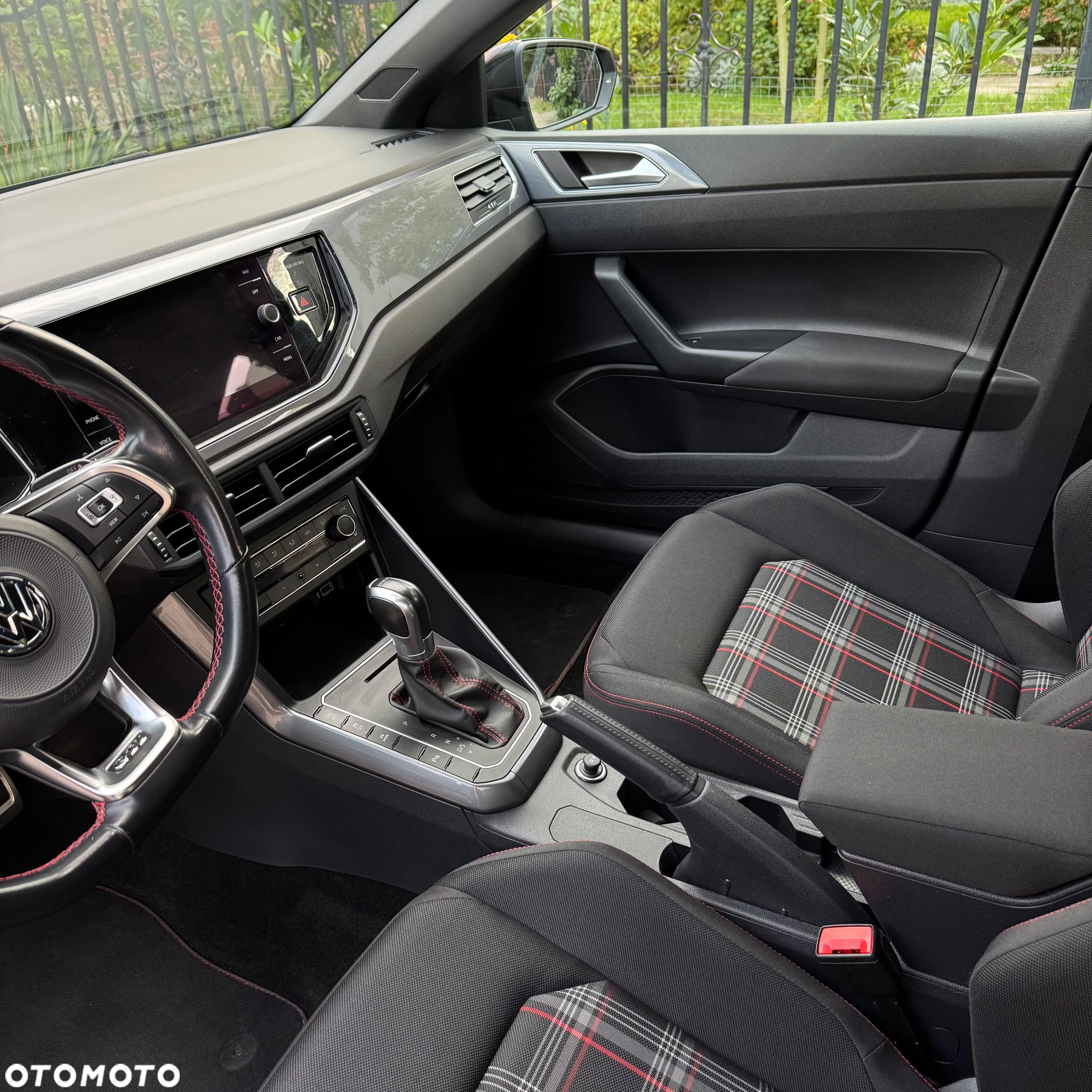 Volkswagen Polo 2.0 TSI GTI DSG - 15