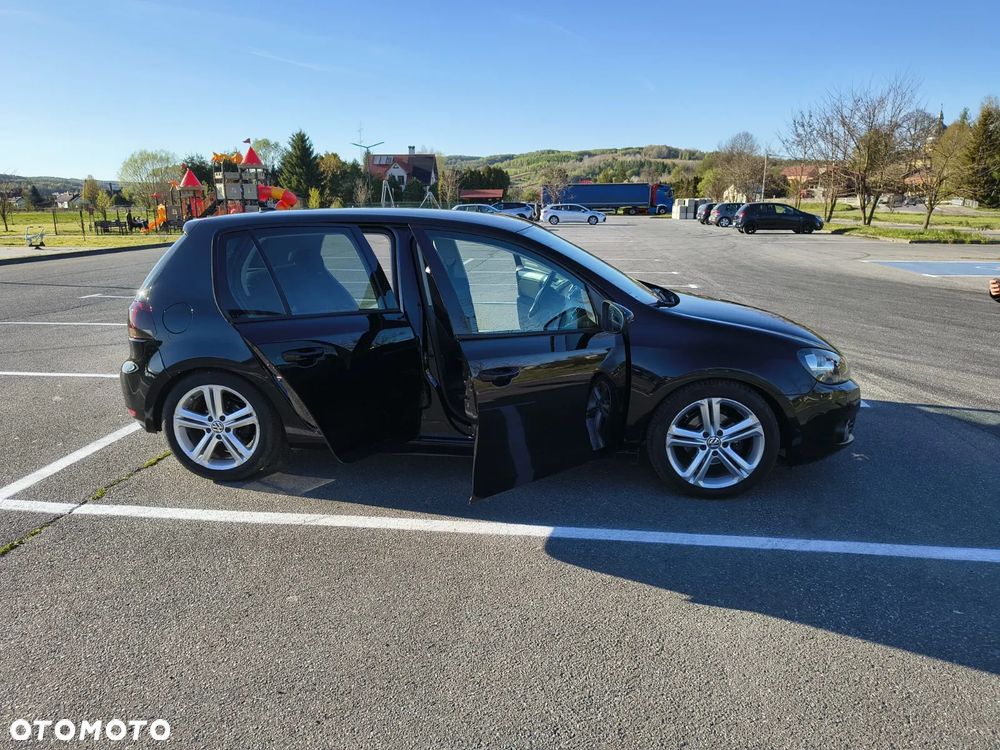 Volkswagen Golf 2.0 TDI DPF Highline - 7
