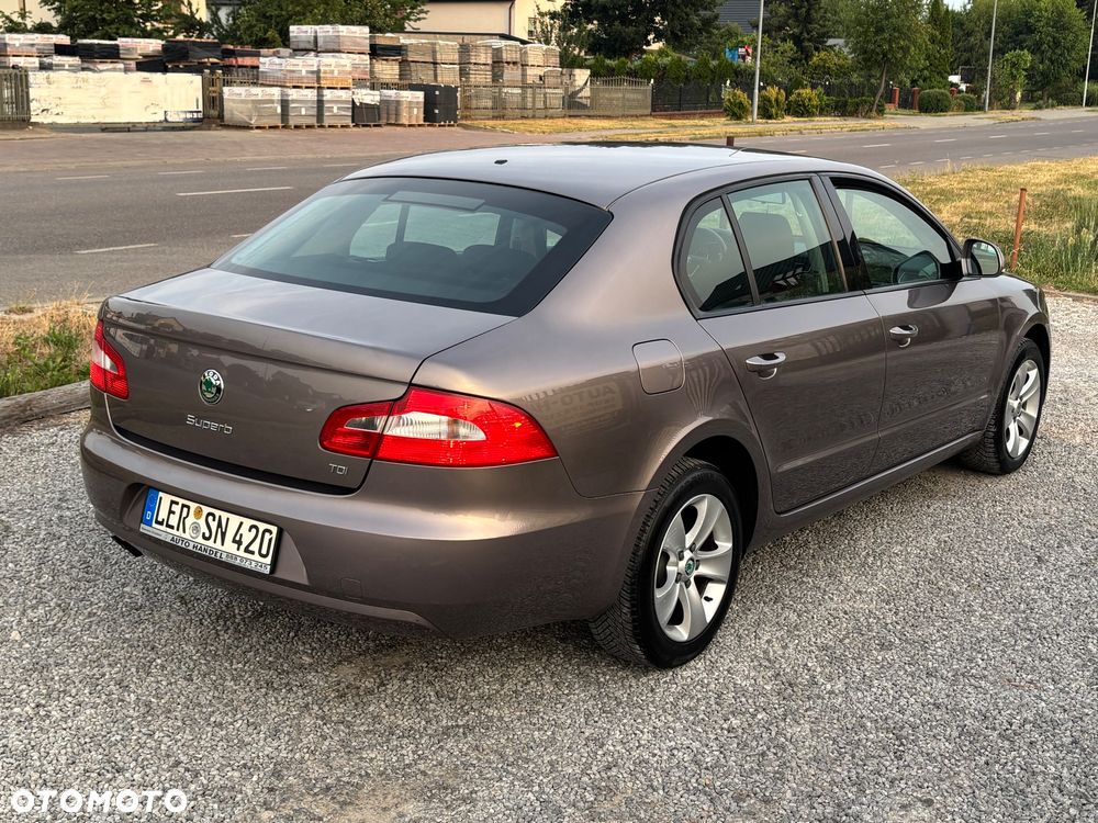 Skoda Superb - 24