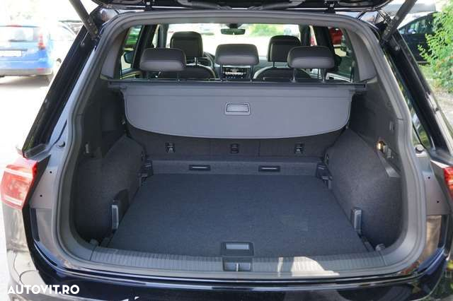 Volkswagen Tiguan - 4