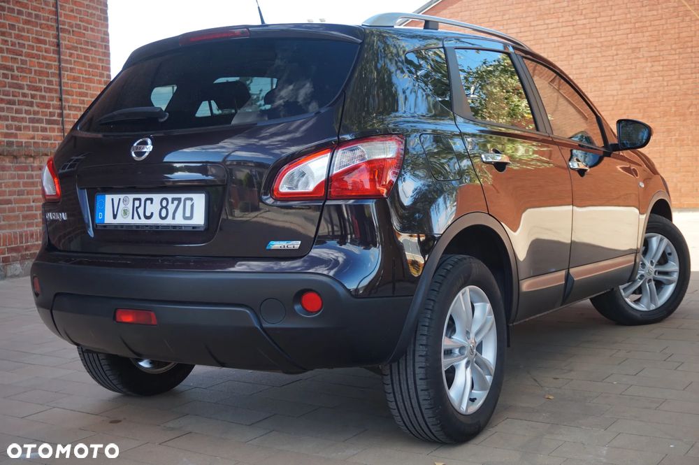Nissan Qashqai 1.6 dCi TEKNA - 4