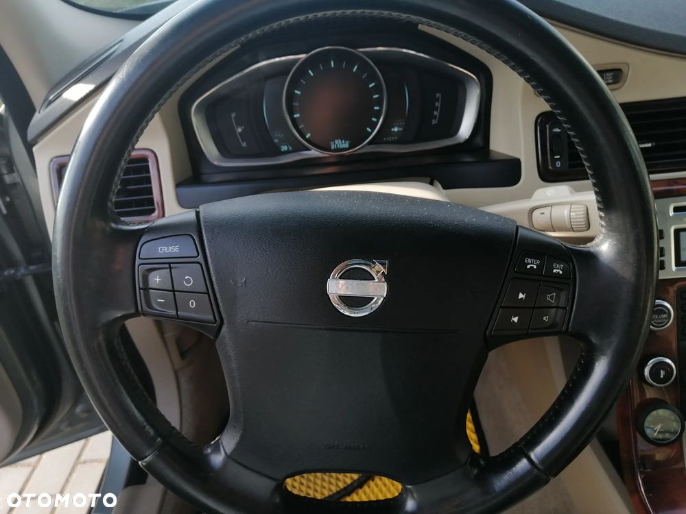 Volvo S80 4.4 V8 AWD R-Design Momentum - 32