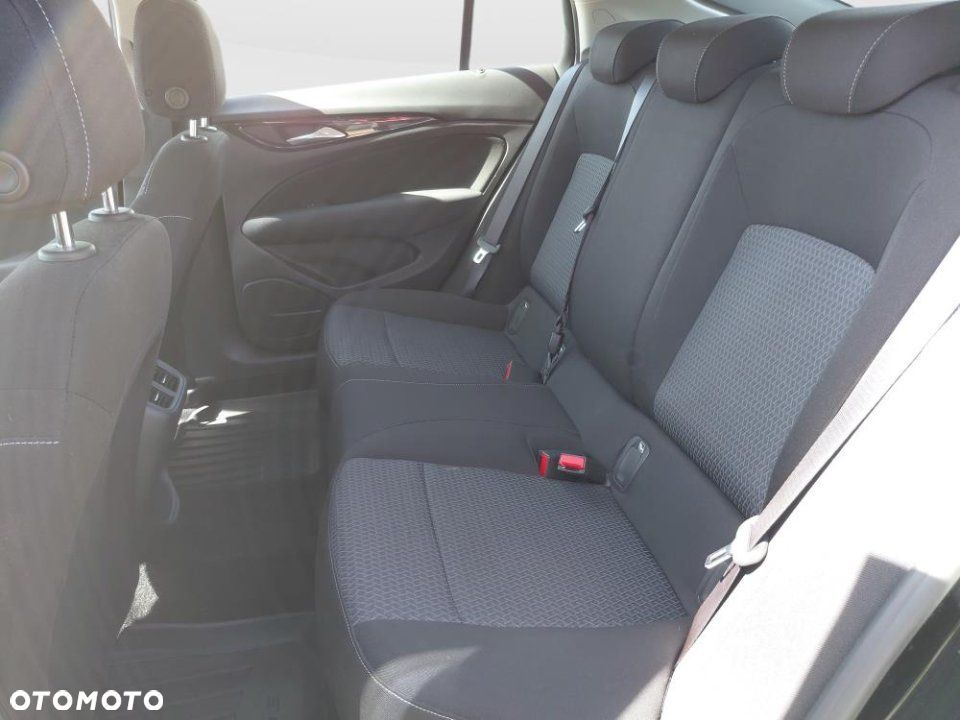 Opel Insignia - 4