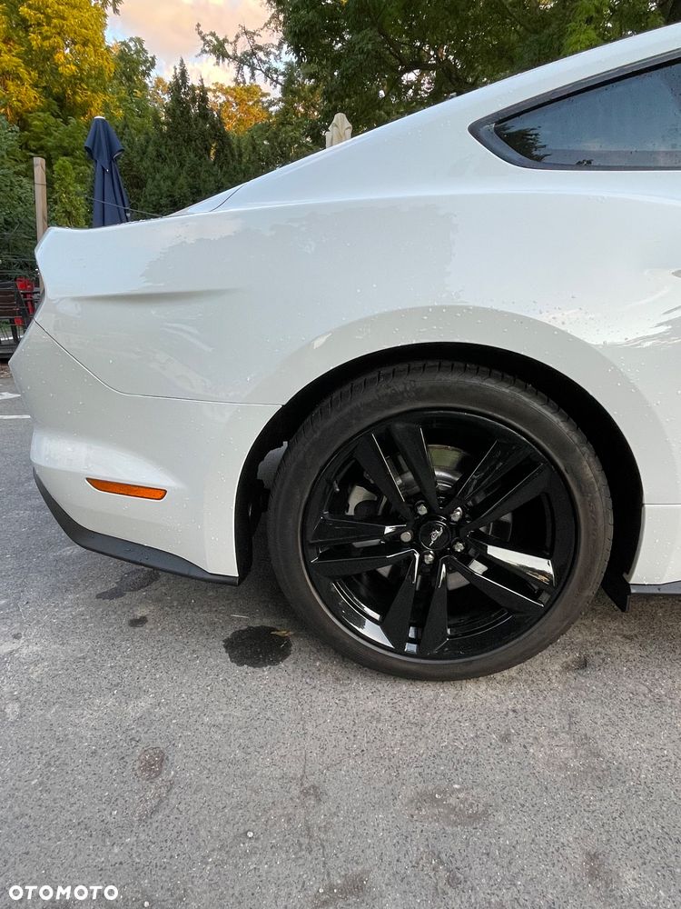 Ford Mustang 2.3 EcoBoost - 10