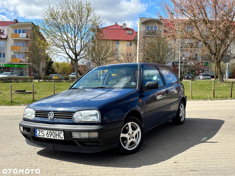 Volkswagen Golf 1.4 - 1