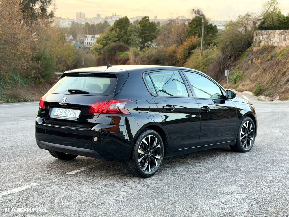 Peugeot 308 1.2 PureTech Active J17 - 19