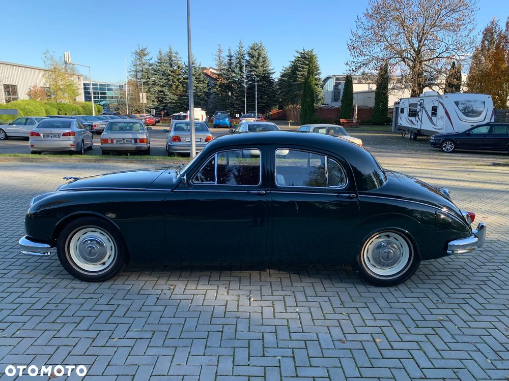 Jaguar MK II - 5