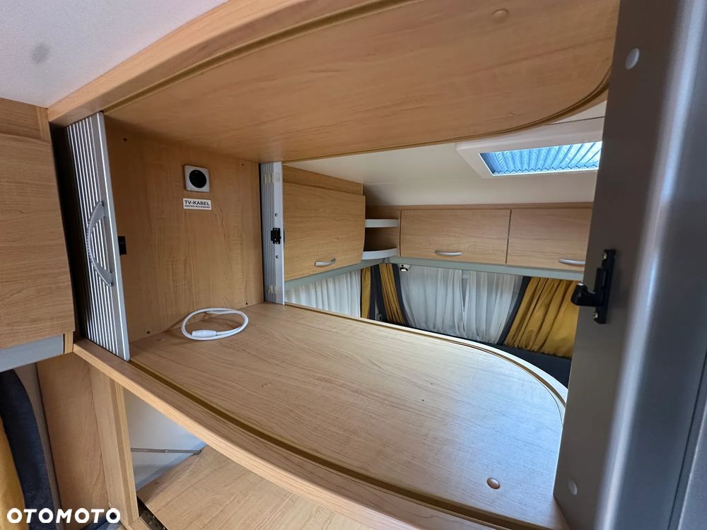 KNAUS 500 SUDWIND z przedsionkiem, napędem i łóżkami piętrowymi. - 29