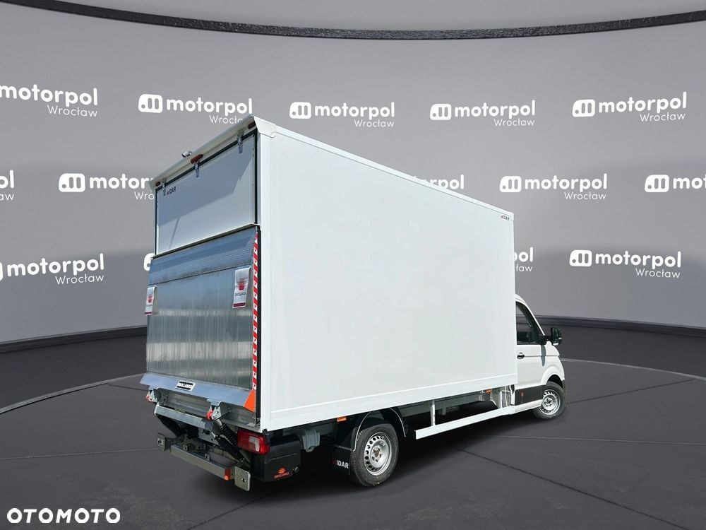 Volkswagen Crafter KONTENER MEBLOWY+WINDA/35 Podwozie z pojedynczą kabiną 2,0 l 163 KM manual r. o.: 4490 mm - 9