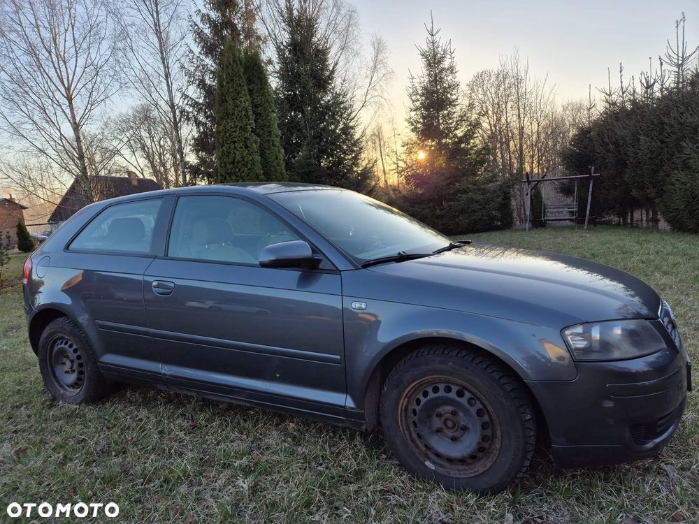 Audi A3 3-drzwiowe 1.6 Ambiente - 3