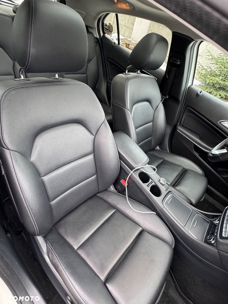 Mercedes-Benz GLA 220 d 4-Matic - 19