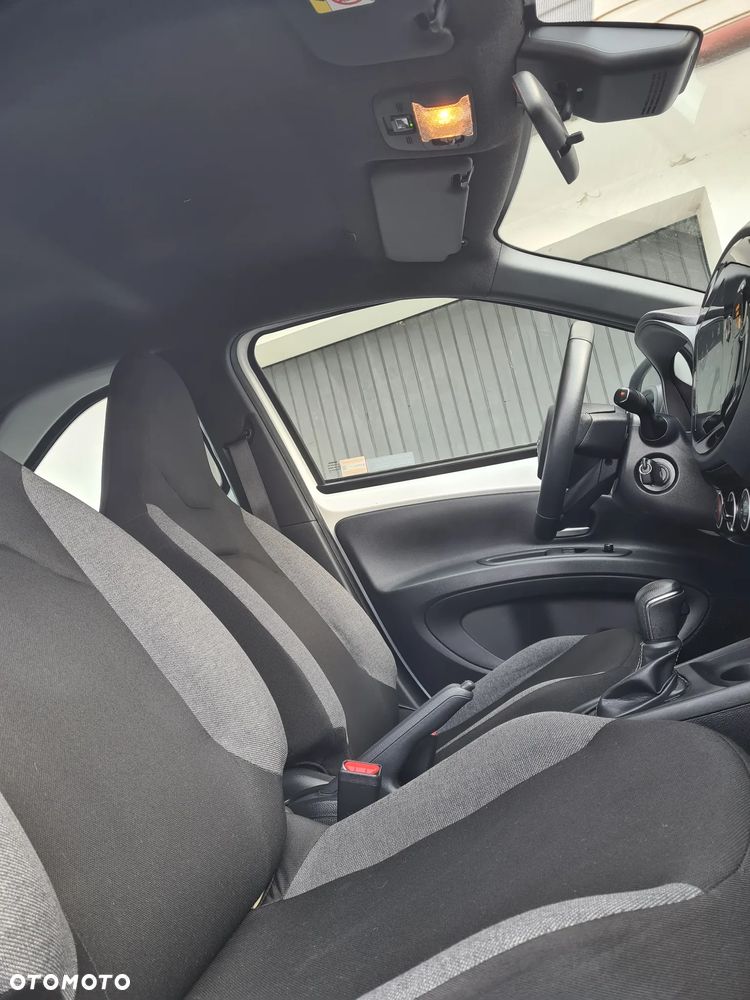 Toyota Aygo X - 18