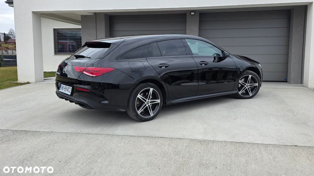 Mercedes-Benz CLA 250 E AMG Line 8G-DCT - 5