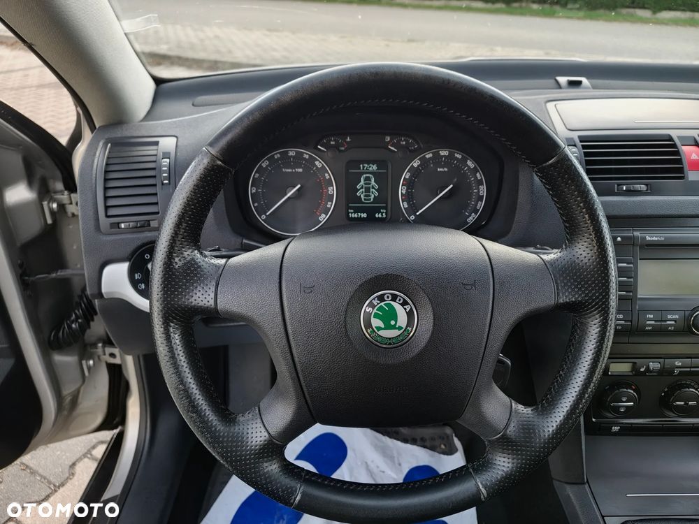 Skoda Octavia 2.0 TDI DPF Scout 4x4 - 29