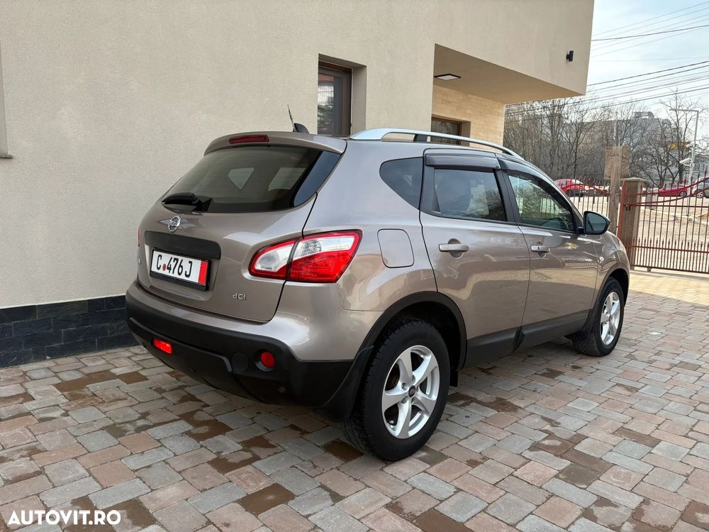 Nissan Qashqai 2.0 DCI 4 x 4 DPF Aut tekna - 4