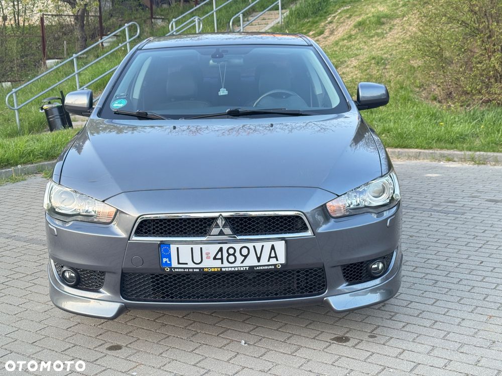 Mitsubishi Lancer 1.8 CVT Instyle - 3