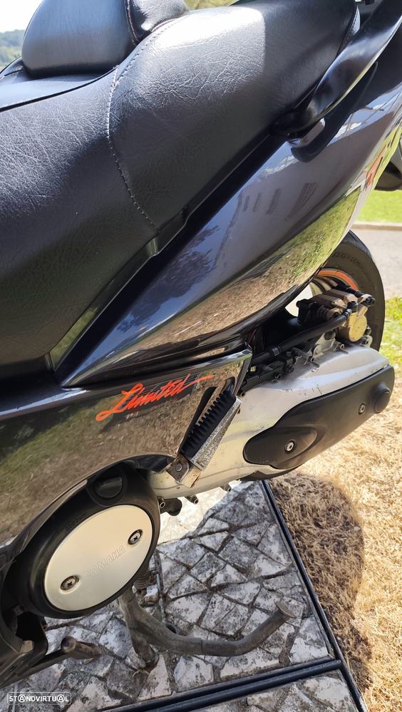 Yamaha TMAX - 12