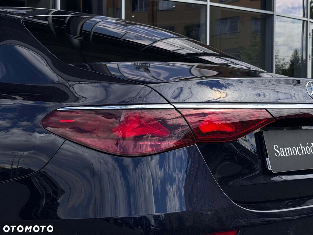 Mercedes-Benz Klasa E 220 d mHEV 4-Matic Exclusive 9G-Tronic - 8