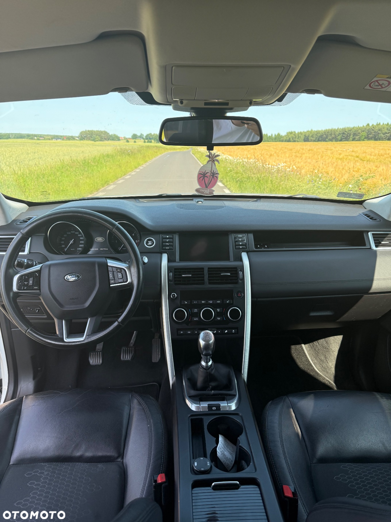Land Rover Discovery Sport - 11