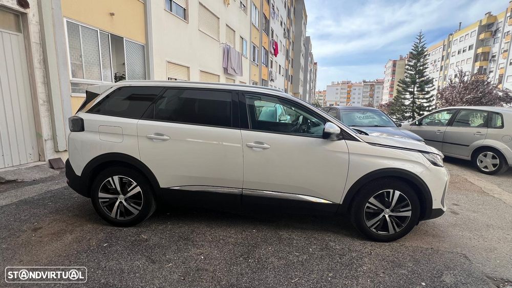 Peugeot 5008 - 2