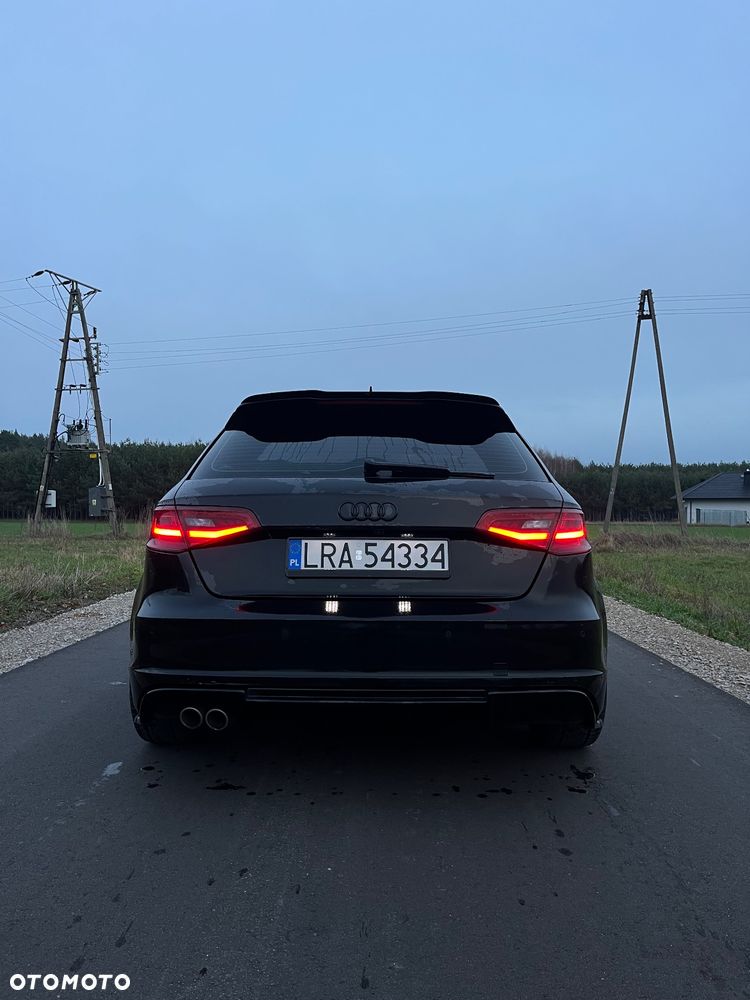 Audi A3 Sportback 2.0 TDI S tronic S line Sportpaket - 3