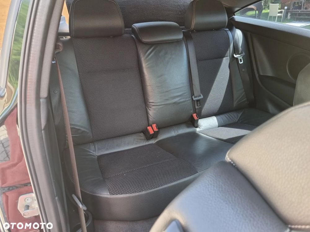 Opel Astra 2.0 T OPC - 16